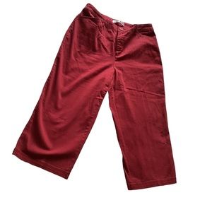 Maroon Croft & Barrow Cropped Pants